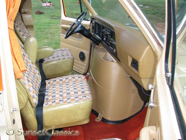 1977-ford-conversion-van-176.jpg