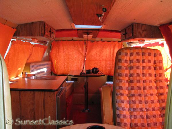 1977-ford-conversion-van-211.jpg