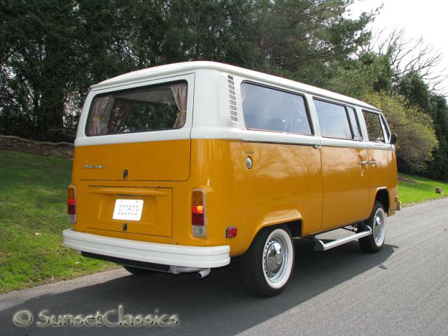 1977-vw-bus-automatic-510.jpg