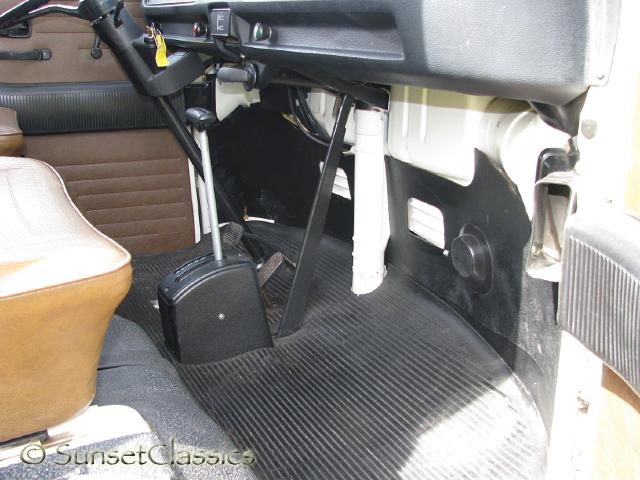 1977-vw-bus-automatic-528.jpg