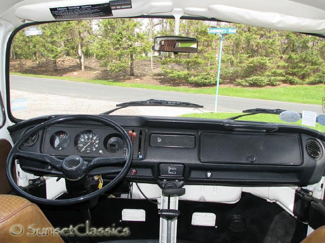1977-vw-bus-automatic-531.jpg