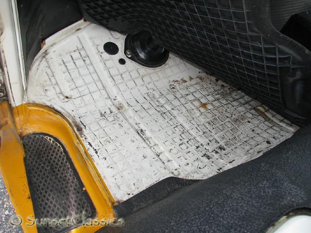 1977-vw-bus-automatic-546.jpg