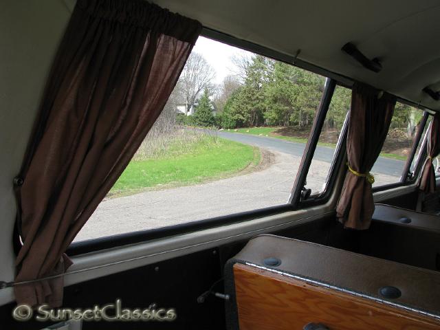 1977-vw-bus-automatic-640.jpg