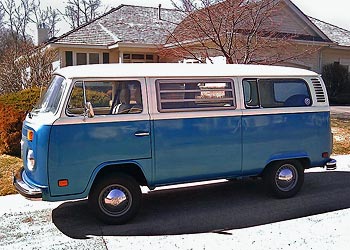 1977 7-Passenger VW Bus