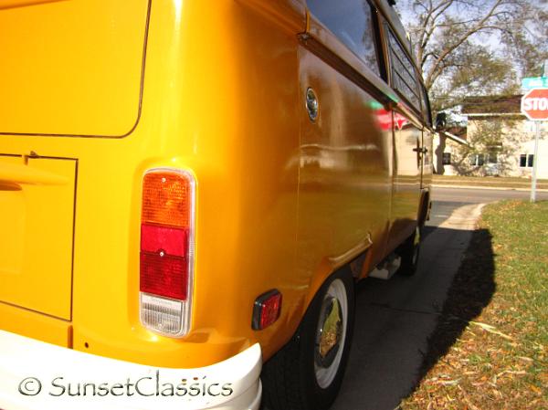 1977-vw-bus-westfalia-418.jpg