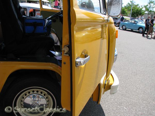 1977-vw-westfalia-69.jpg