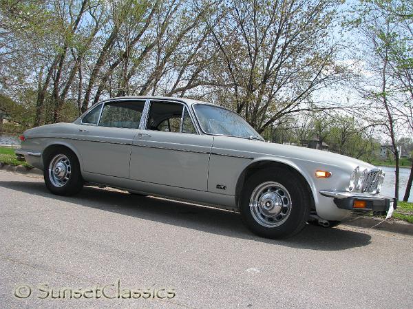 1978-jaguar-xj12-051.jpg
