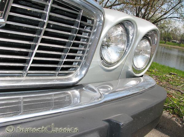 1978-jaguar-xj12-070.jpg