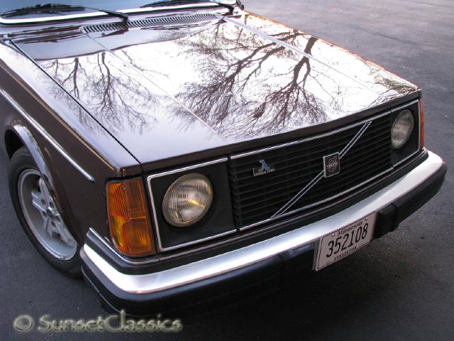 1980-volvo-440.jpg