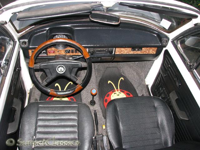1980-vw-beetle-dash.jpg