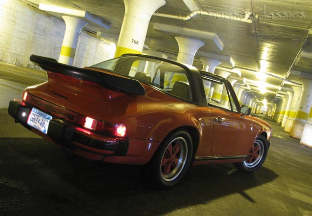 1984 Porsche 911 Carrera Targa