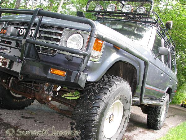 1985-toyota-land-cruiser-140.jpg