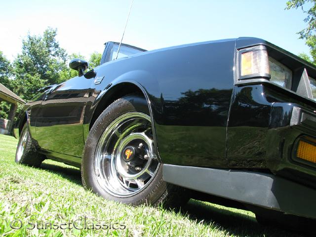 1987-buick-grand-national-374.jpg