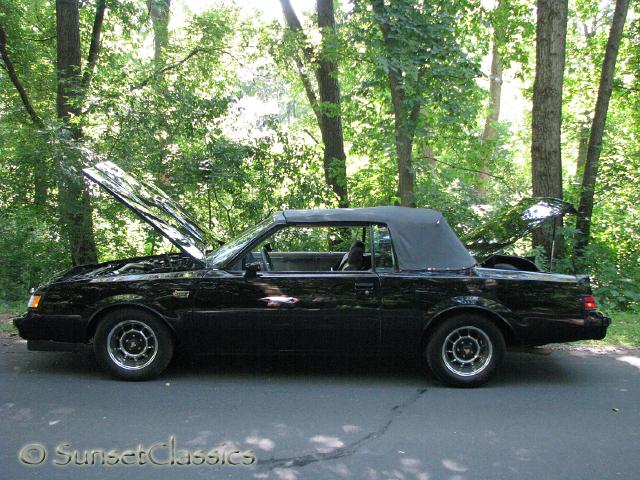 buick - Un Buick Grand National........convertible !!! 1987-buick-grand-national-531
