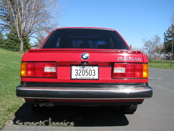 1988-bmw-325is-321.jpg