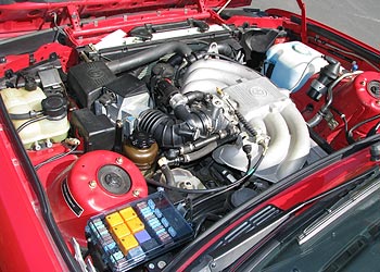 1988 BMW 325 is Engine