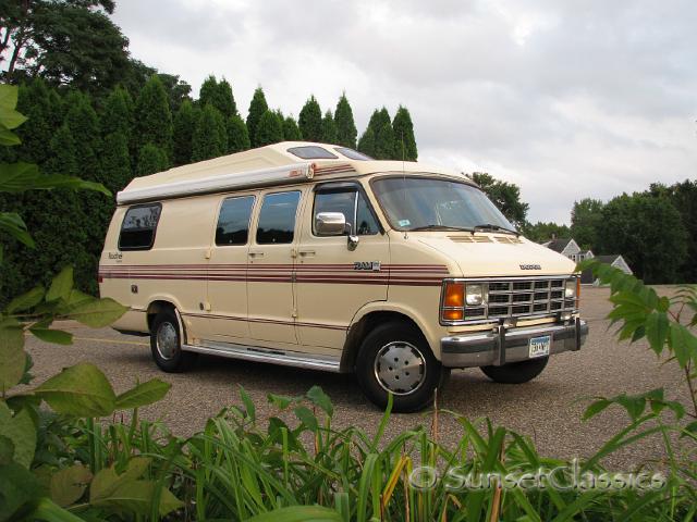 1988-dodge-rv-roadtrek-557.jpg