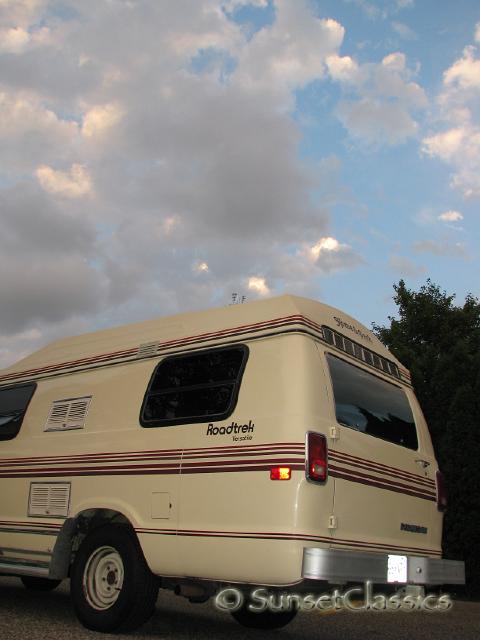 1988-dodge-rv-roadtrek-581.jpg