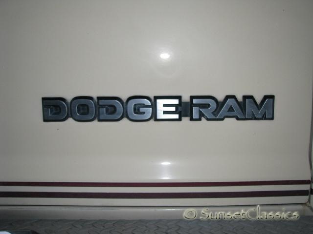 1988-dodge-rv-roadtrek-715.jpg