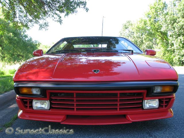 1988-lamborghini-jalpa-325.jpg