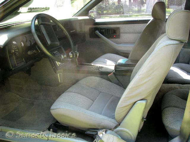 1989-chevy-camaro-rs-620.jpg